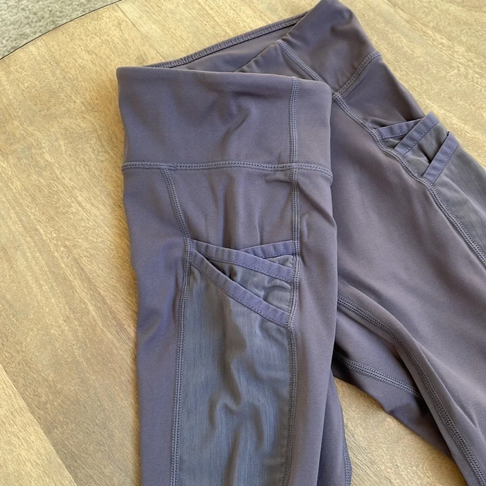 Fabletics 7/8 Leggings with Side Pockets, Lavender XS - Picture 7 of 7